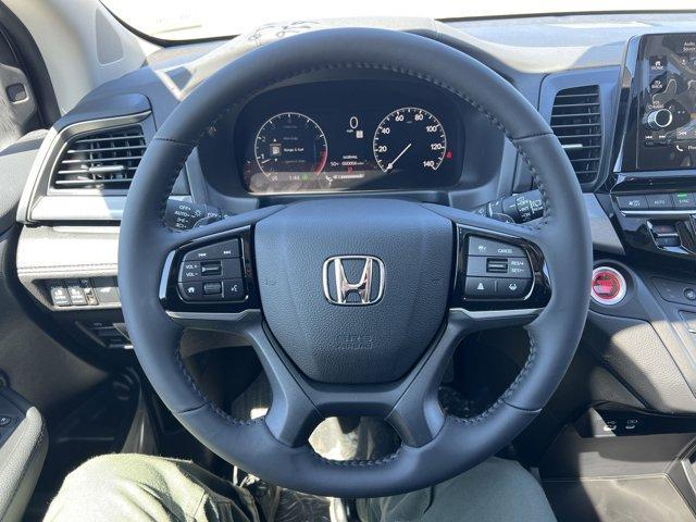new 2025 Honda Odyssey car, priced at $41,395