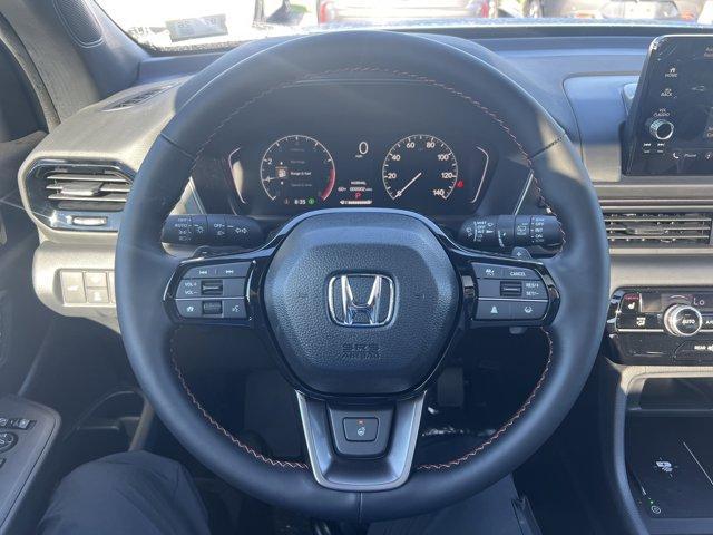 new 2025 Honda Pilot car, priced at $47,746