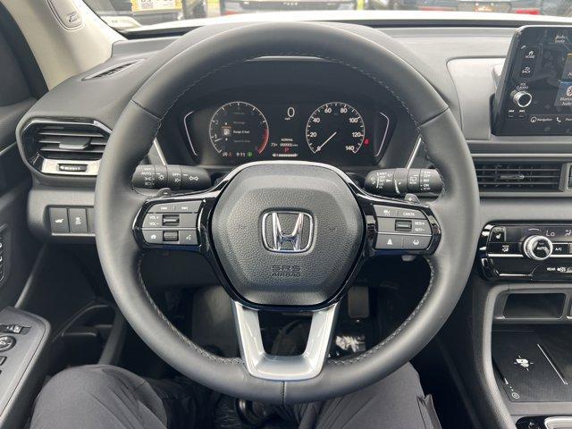 new 2025 Honda Pilot car, priced at $49,287