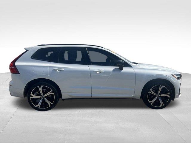 used 2022 Volvo XC60 car, priced at $38,921