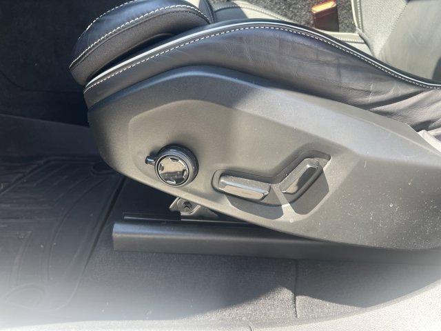 used 2022 Volvo XC60 car, priced at $38,921