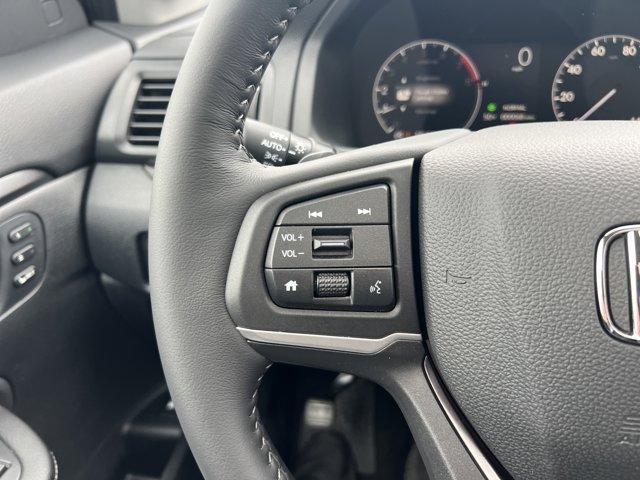 new 2025 Honda Ridgeline car, priced at $42,321