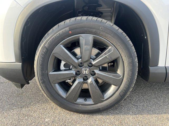 new 2025 Honda Pilot car, priced at $41,943