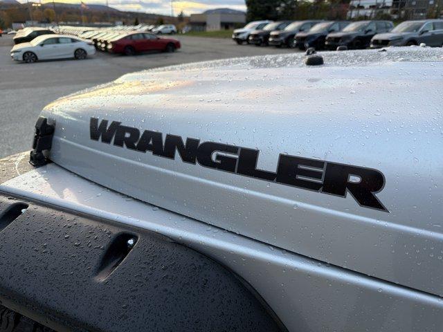 used 2004 Jeep Wrangler car, priced at $11,604