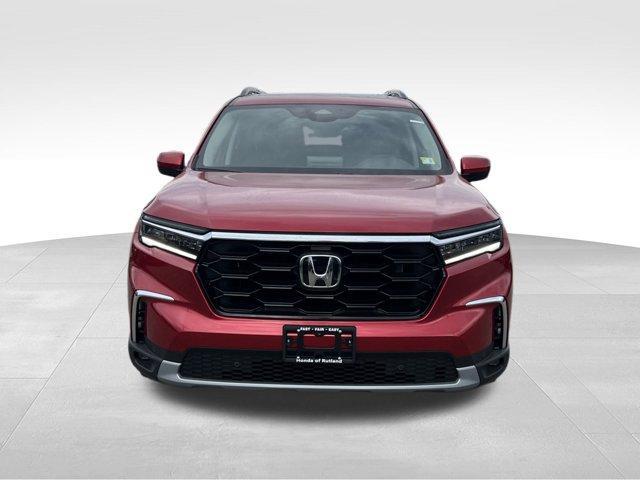 new 2025 Honda Pilot car, priced at $50,621