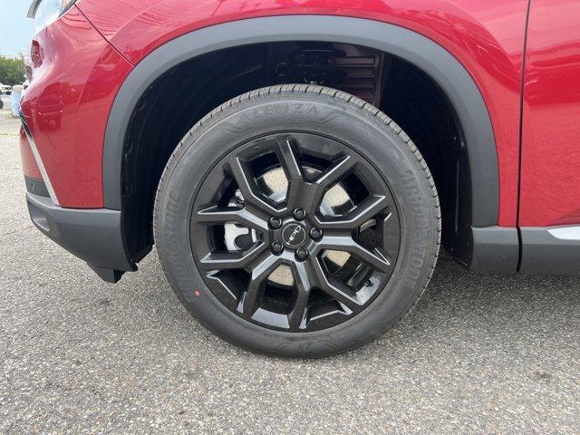new 2025 Honda Pilot car, priced at $50,621