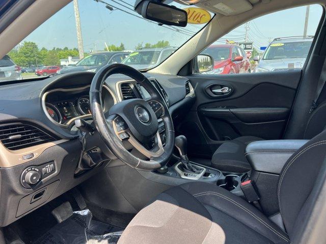 used 2016 Jeep Cherokee car, priced at $11,144