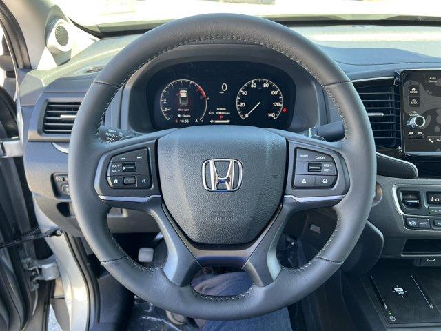 new 2025 Honda Ridgeline car, priced at $38,341