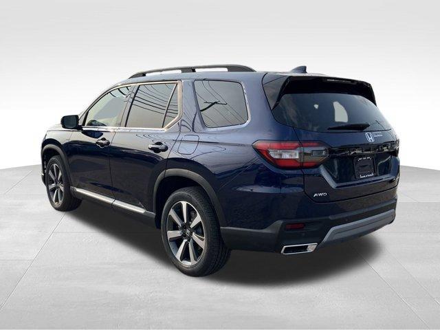 new 2025 Honda Pilot car, priced at $48,189