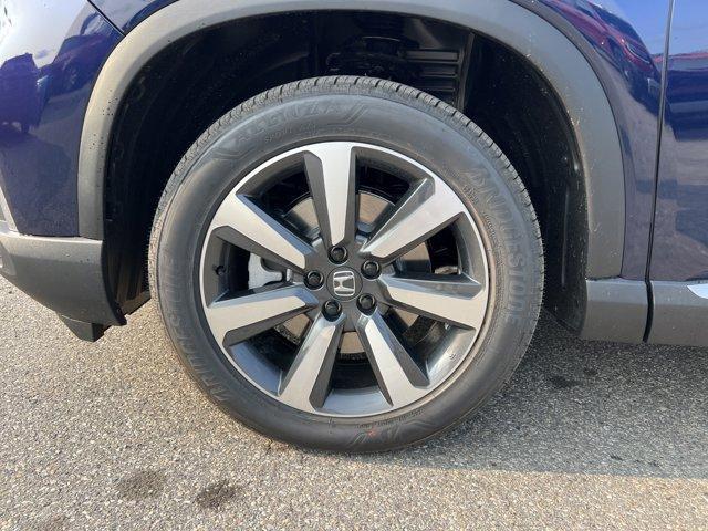 new 2025 Honda Pilot car, priced at $48,189