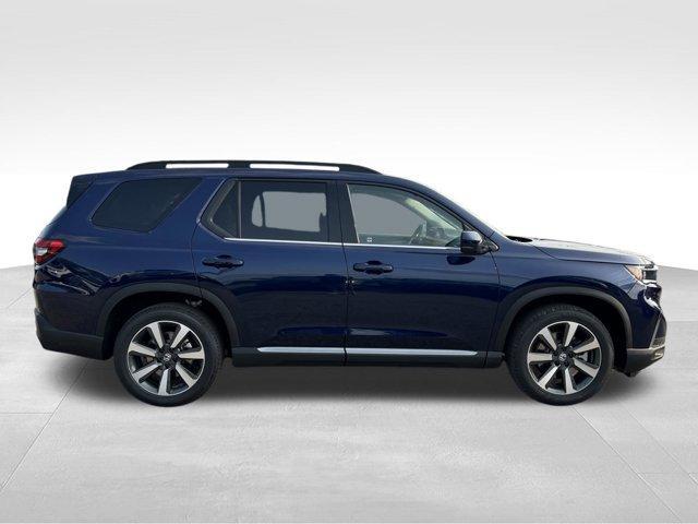 new 2025 Honda Pilot car, priced at $48,189