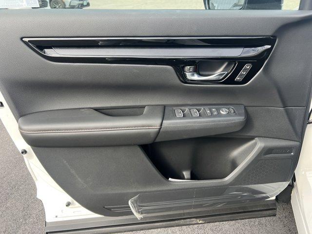 new 2025 Honda CR-V Hybrid car, priced at $40,711
