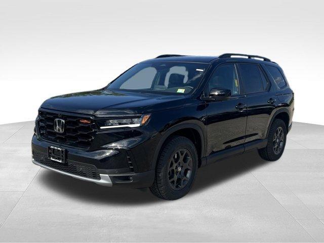 new 2025 Honda Pilot car, priced at $48,429