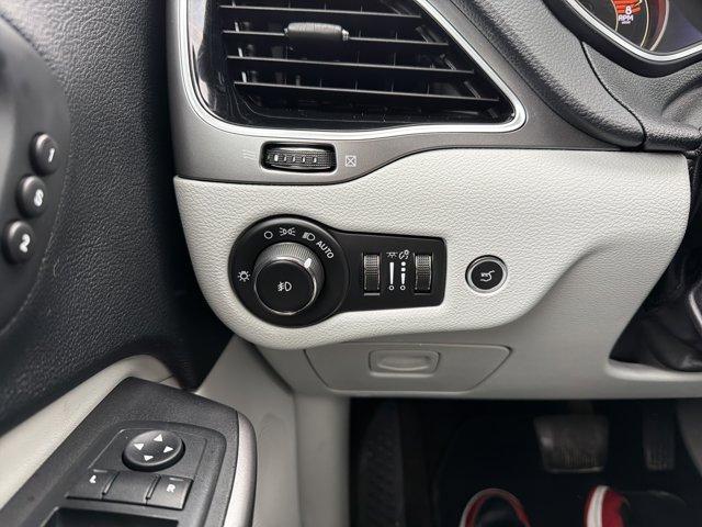 used 2019 Jeep Cherokee car, priced at $15,609