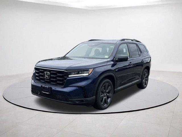 new 2025 Honda Pilot car, priced at $40,250