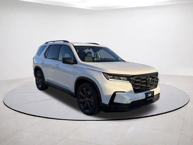 new 2025 Honda Pilot car, priced at $41,433