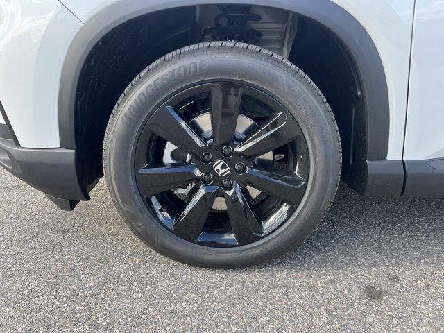 new 2025 Honda Pilot car, priced at $53,330
