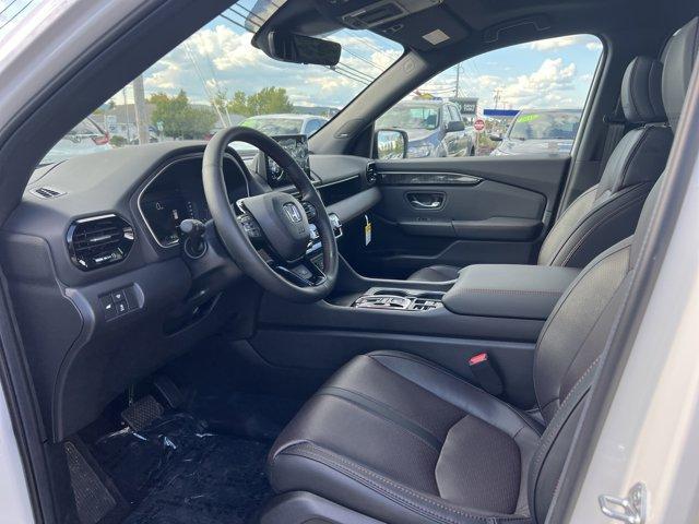 new 2025 Honda Pilot car, priced at $53,330