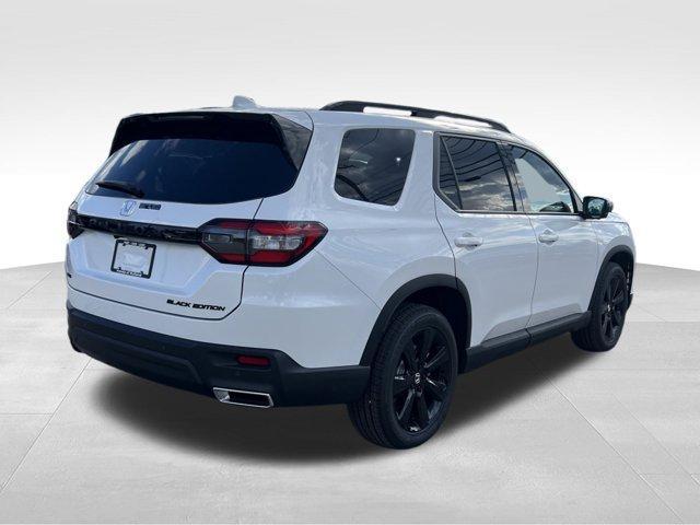 new 2025 Honda Pilot car, priced at $53,330