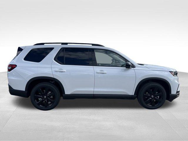 new 2025 Honda Pilot car, priced at $53,330