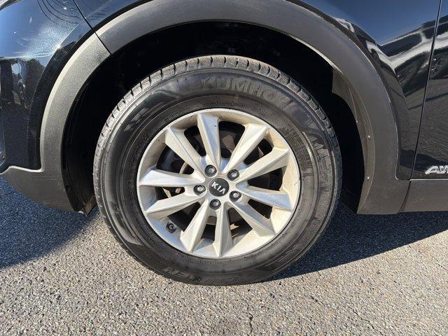 used 2019 Kia Sorento car, priced at $16,976