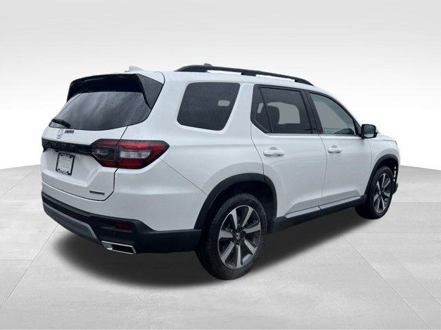 new 2025 Honda Pilot car, priced at $48,364