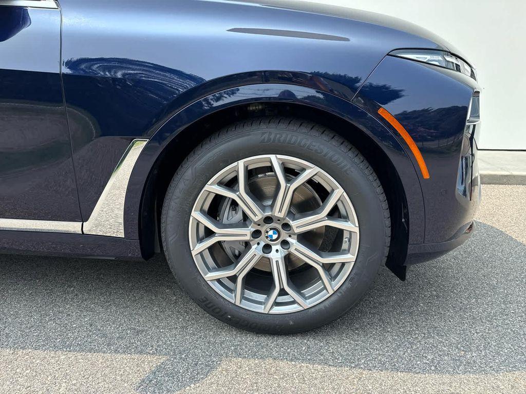 new 2026 BMW X7 car, priced at $94,590