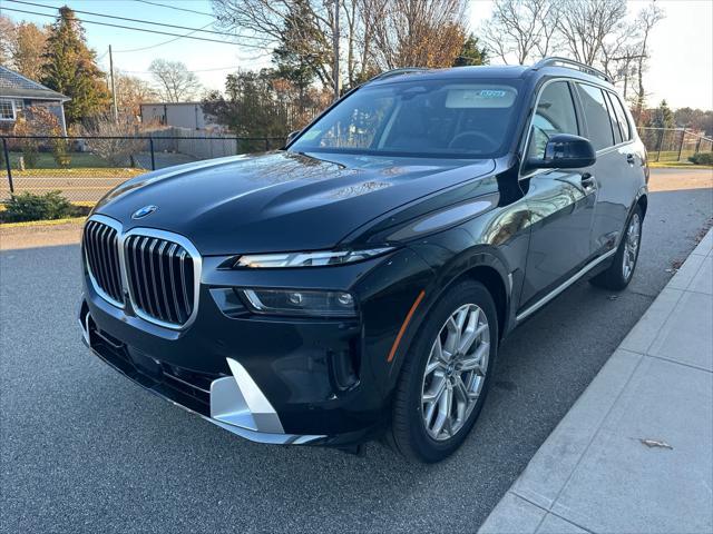 new 2025 BMW X7 car, priced at $89,470