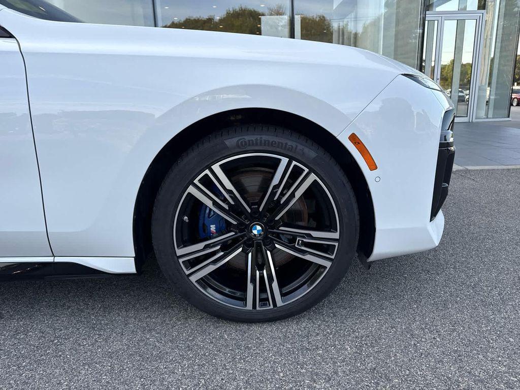 used 2023 BMW 760 car, priced at $81,175