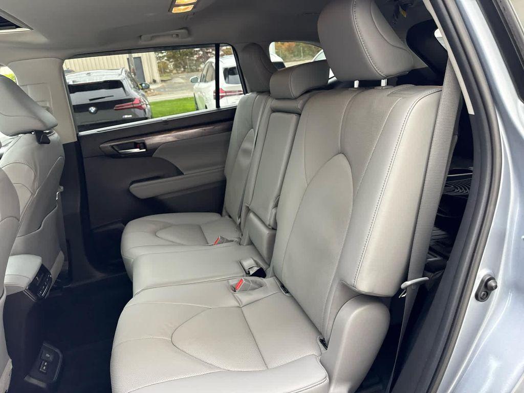 used 2023 Toyota Highlander car, priced at $41,975