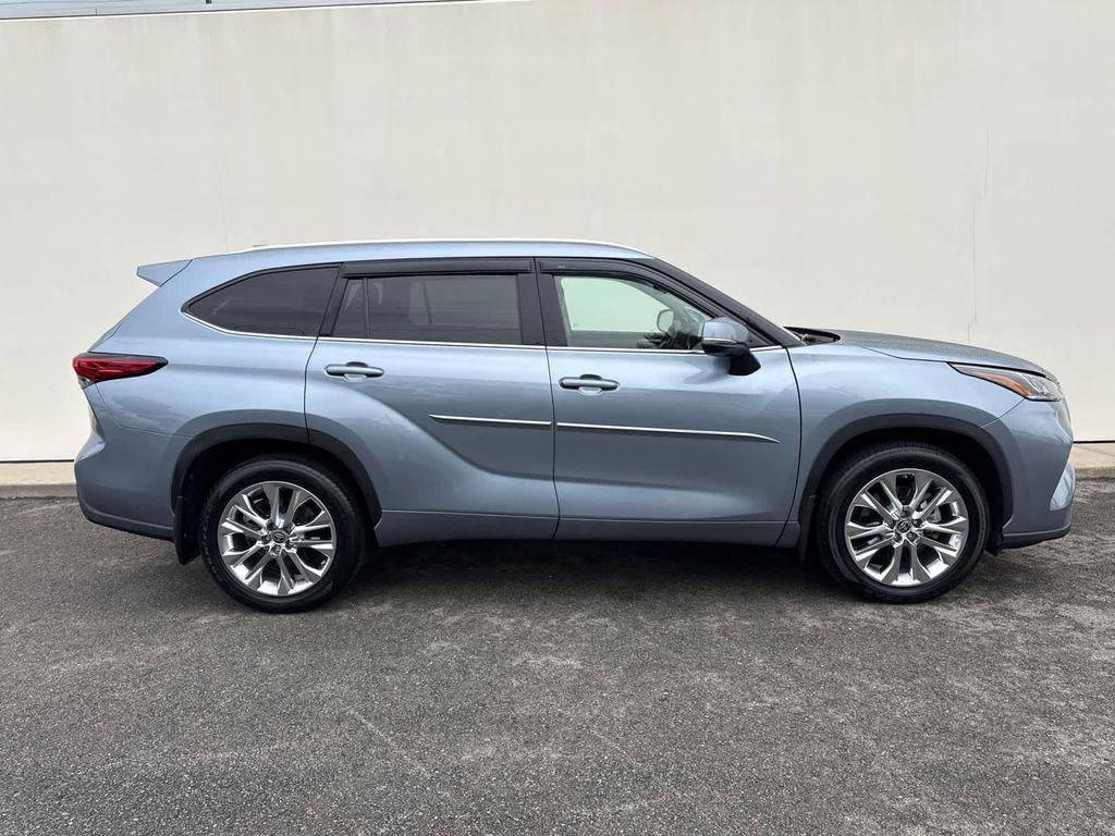used 2023 Toyota Highlander car, priced at $41,975