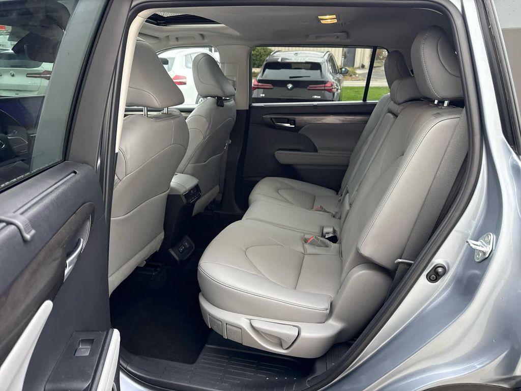 used 2023 Toyota Highlander car, priced at $41,975