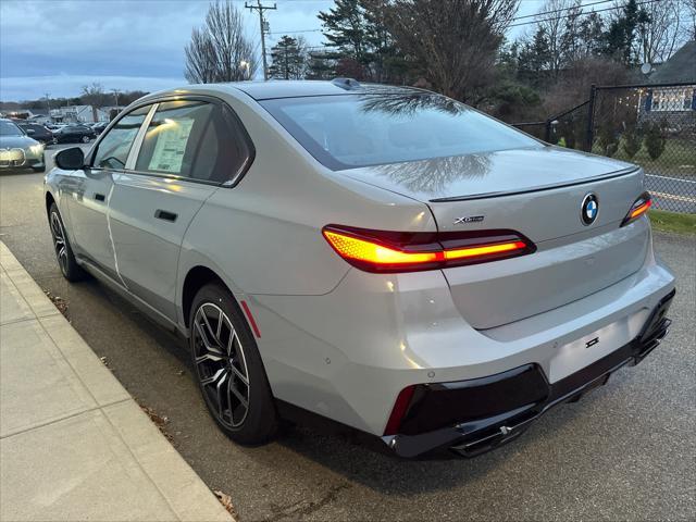 new 2025 BMW 760 car, priced at $127,505