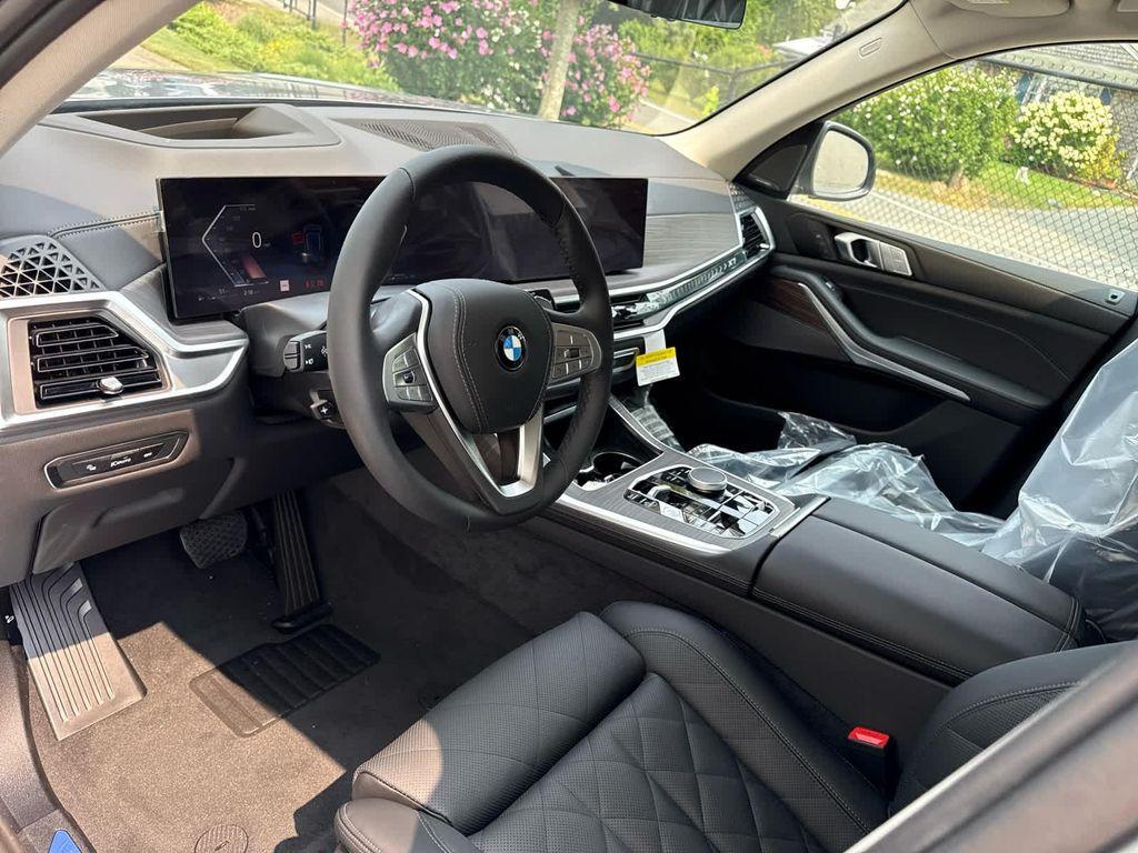 new 2026 BMW X7 car, priced at $95,330