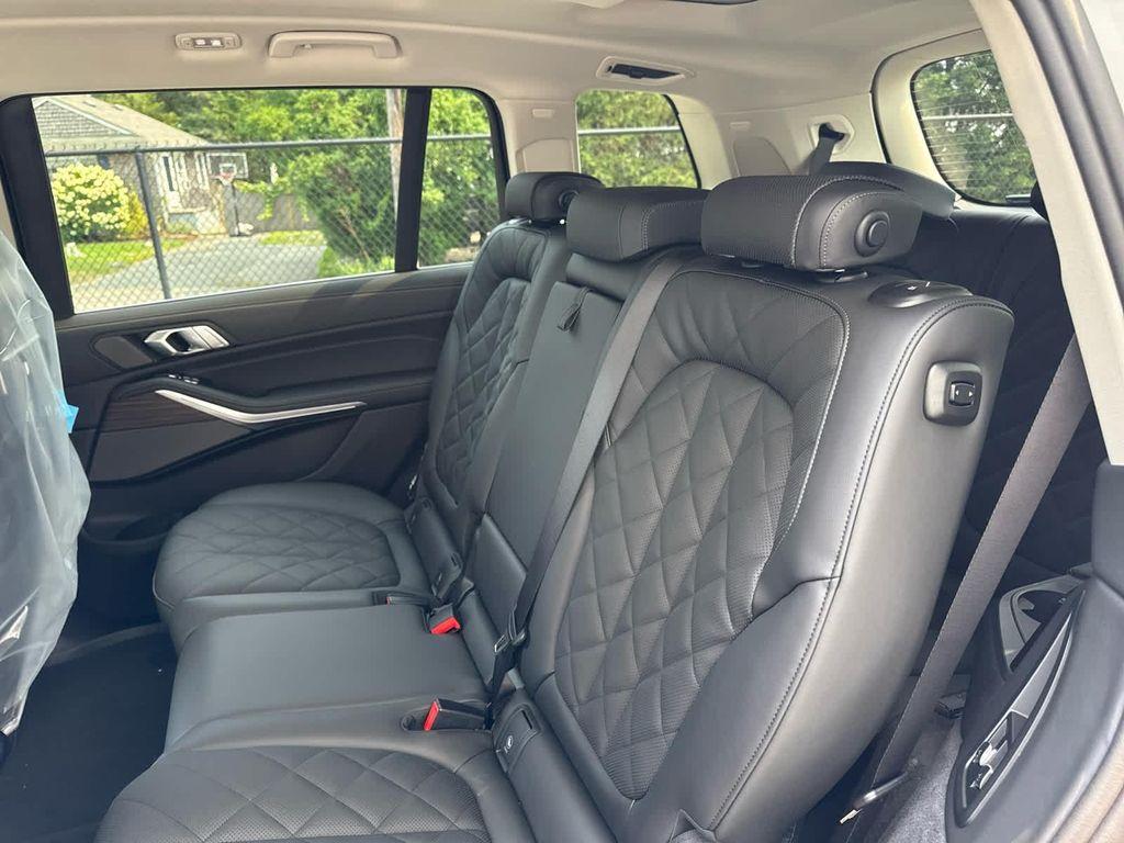 new 2026 BMW X7 car, priced at $95,330