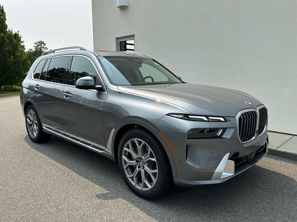 new 2026 BMW X7 car, priced at $95,330