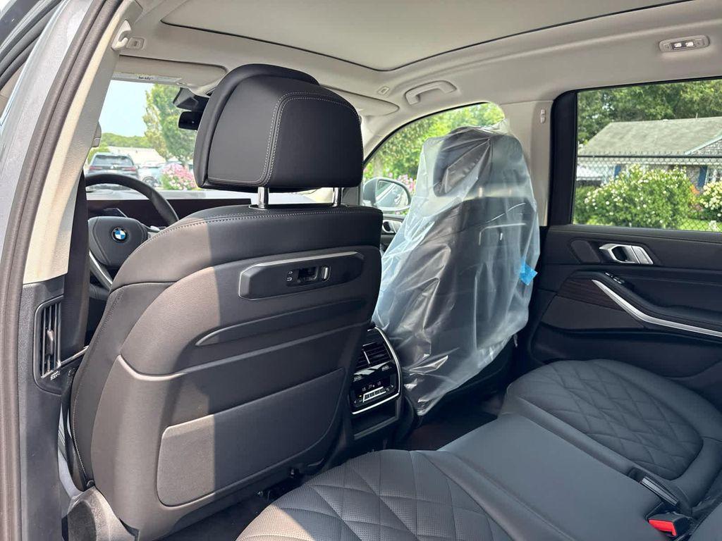 new 2026 BMW X7 car, priced at $95,330
