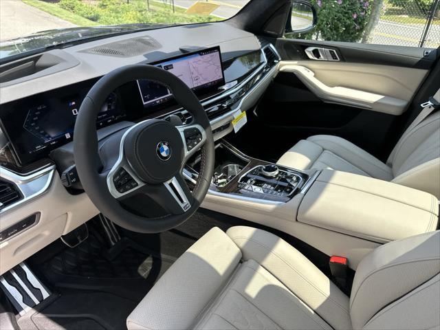 new 2025 BMW X7 car, priced at $117,805