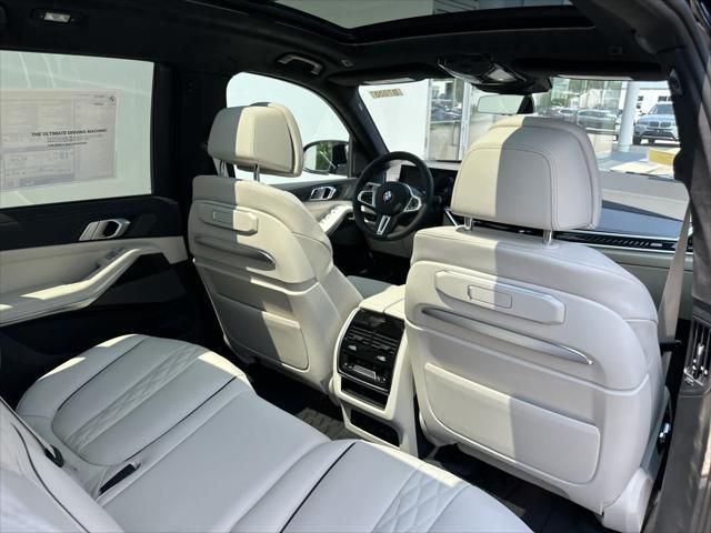 new 2025 BMW X7 car, priced at $117,805