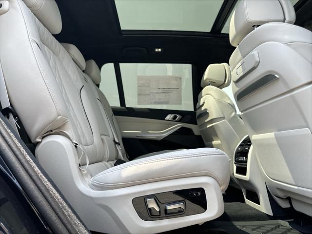 new 2025 BMW X7 car, priced at $117,805