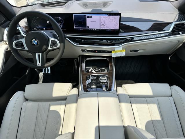 new 2025 BMW X7 car, priced at $117,805