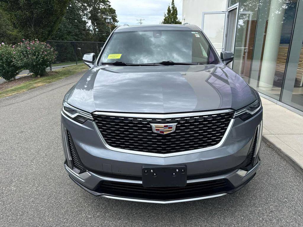 used 2022 Cadillac XT6 car, priced at $31,175