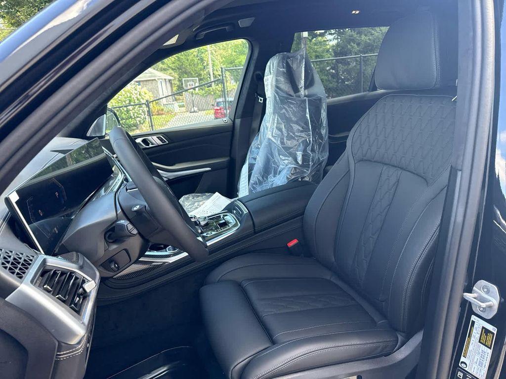 new 2026 BMW ALPINA XB7 car, priced at $163,475