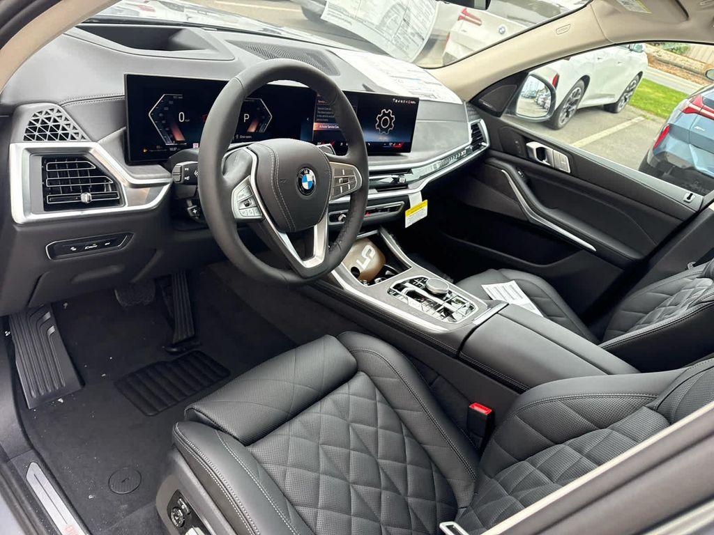 new 2026 BMW X7 car, priced at $91,465