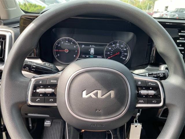 used 2023 Kia Sorento car, priced at $25,828