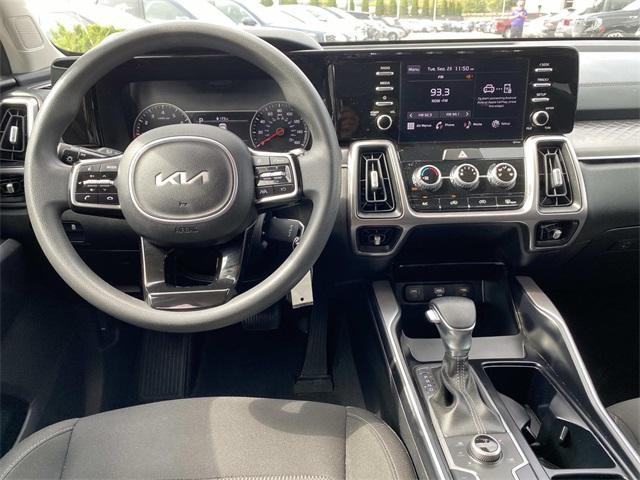 used 2023 Kia Sorento car, priced at $25,828