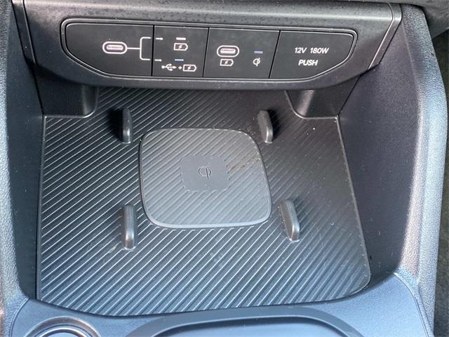 used 2025 Kia K4 car, priced at $23,456
