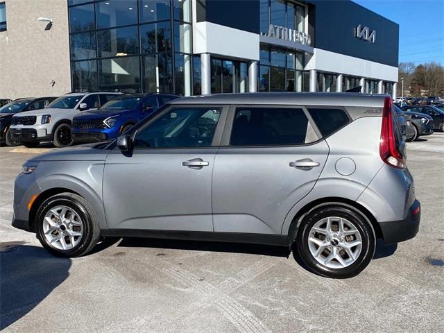 used 2022 Kia Soul car, priced at $17,747