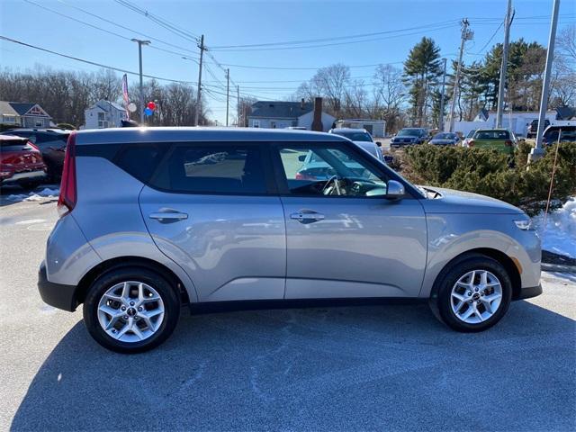 used 2022 Kia Soul car, priced at $17,747