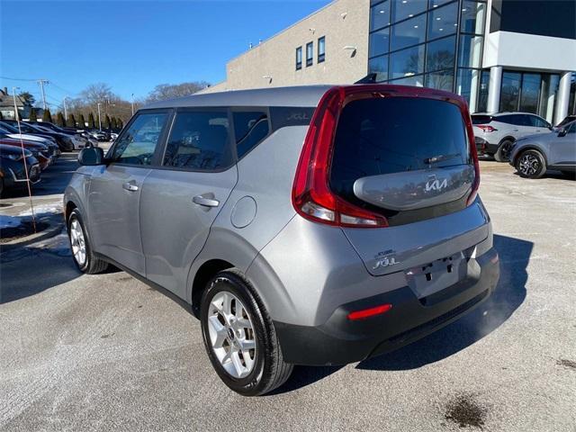 used 2022 Kia Soul car, priced at $17,747